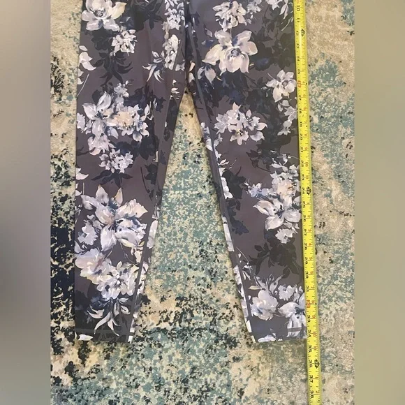 Ideology Floral Leggings *Excellent Cond* Sz. M - Picture 2 of 5